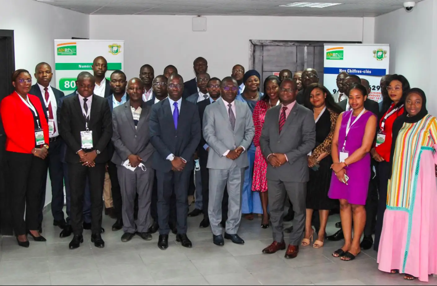 Innovations du cadre règlementaire des marchés publics : les Autorités Administratives Indépendantes (AAI), Agences d’Exécution (AE) et Structures de régulation sensibilisées par l’ANRMP