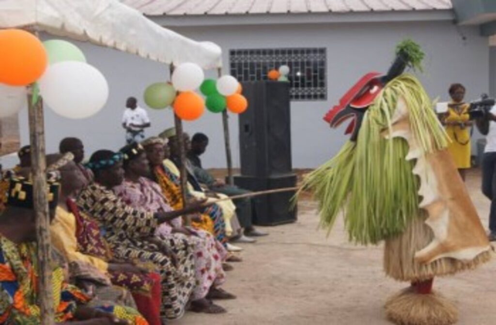 Cérémonie de remise des clés de la DRMP-Bouaké (don de l’ANRMP) suivie d’un séminaire de formation sur les marchés publics – Mardi 22 septembre 2015