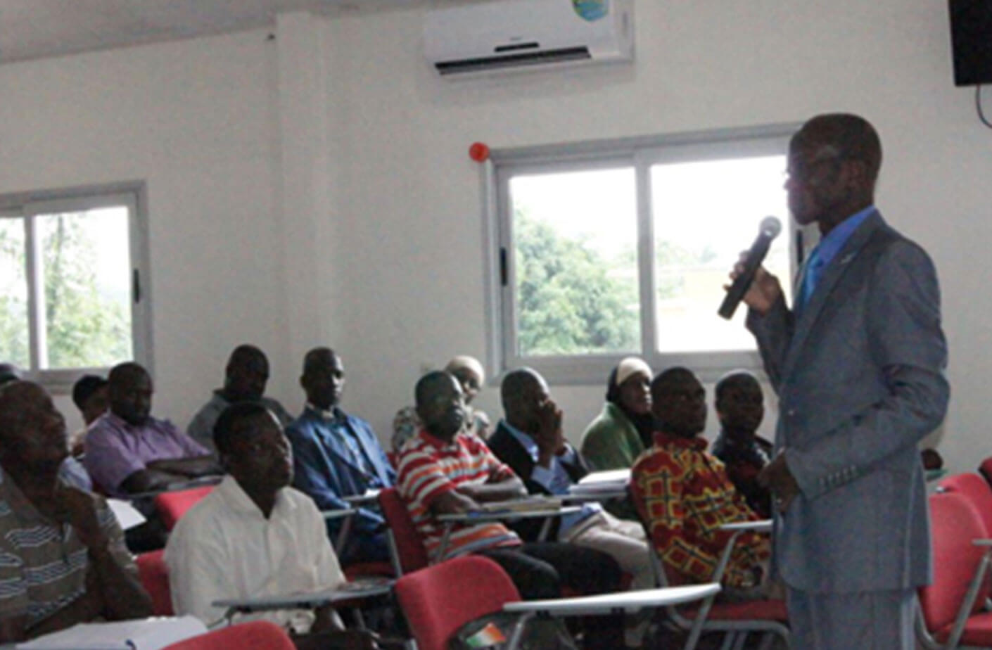 Les entreprises du secteur du BTP instruites sur l’élaboration d’une offre financière – Jeudi 06 juin 2013
