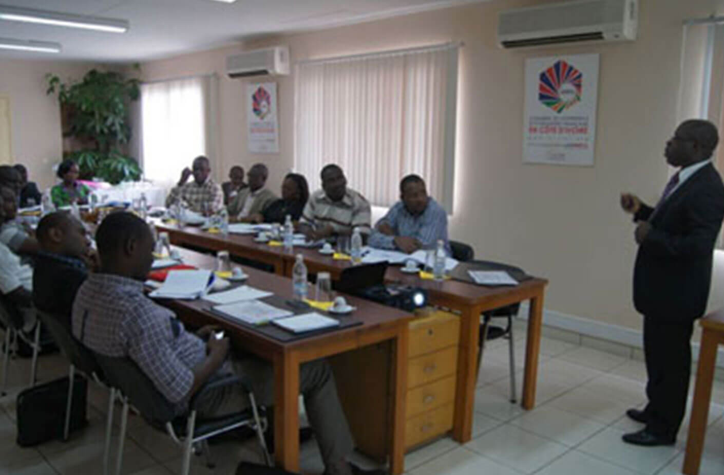 Les PME/PMI membres de la Chambre de Commerce et d’Industrie Française en Côte d’Ivoire sensibilisées aux sanctions des atteintes à la réglementation des marchés publics le jeudi 28 mars 2013