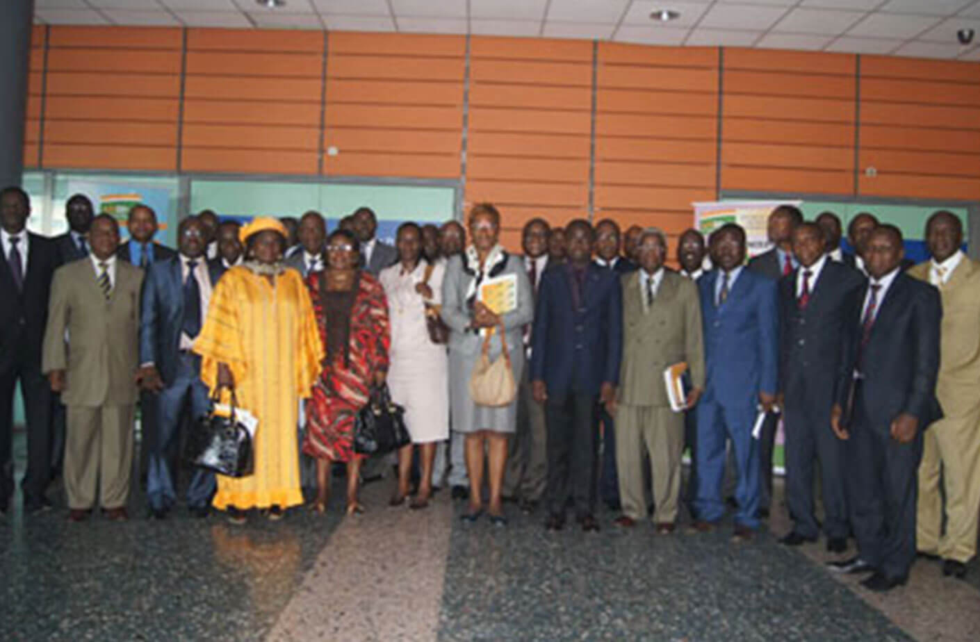 Formation des Cadres de l’Inspection Générale d’Etat :Les Inspecteurs d’Etat s’imprègnent des procédures d’audit des marchés publics -14 MAI 2013