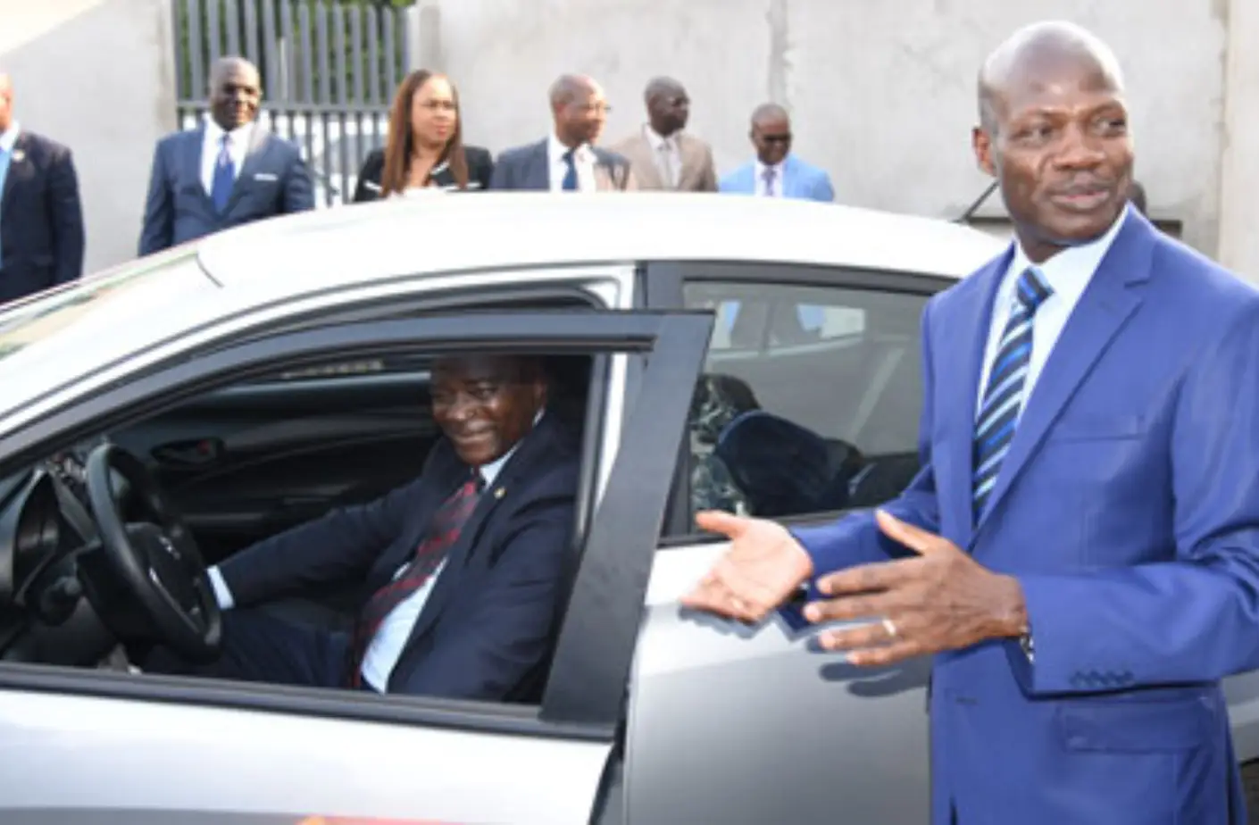 Deuxième Phase de La Remise des Véhicules aux Cellules de Passation des Marchés – 15 Juillet 2019