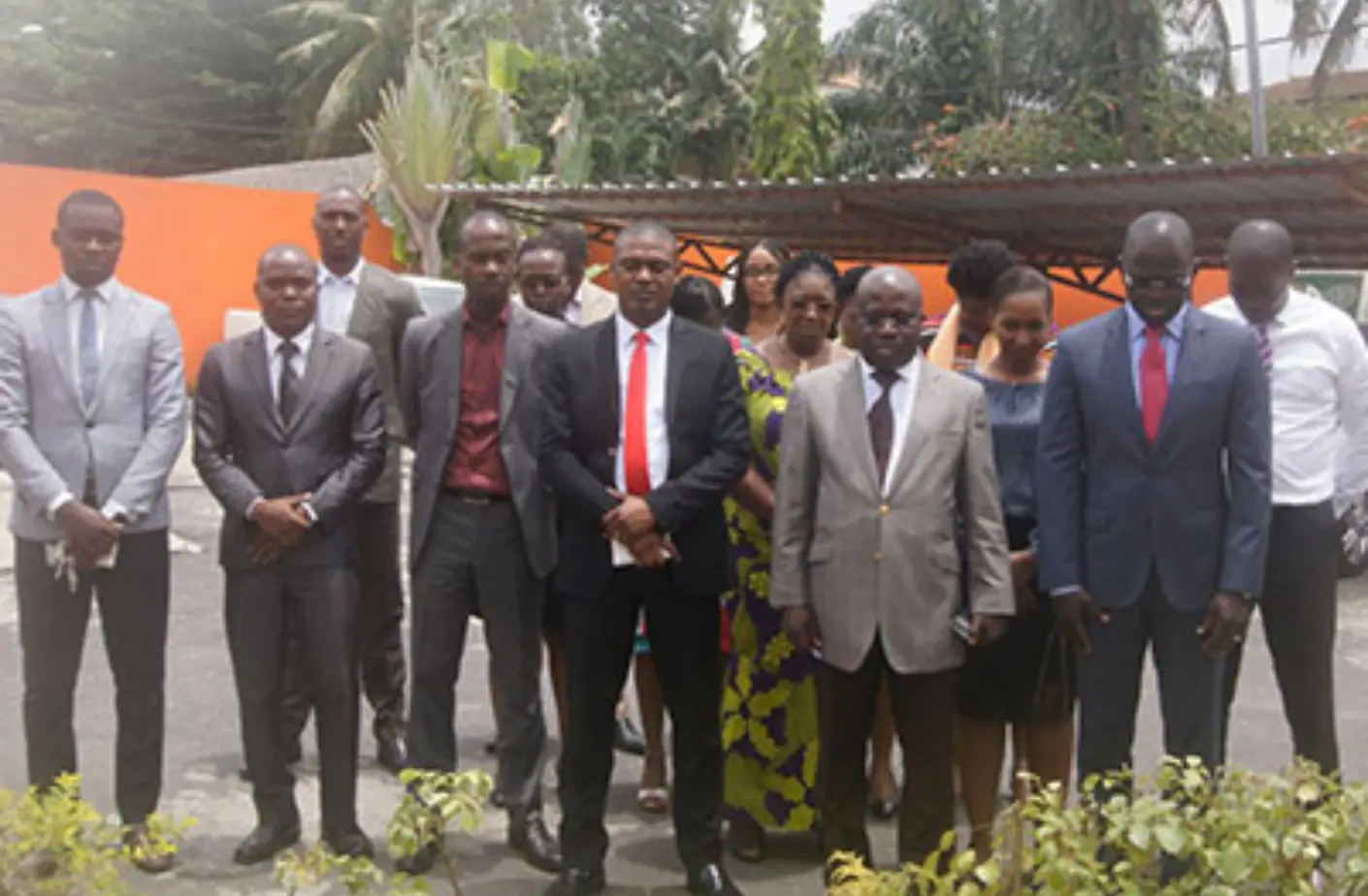 Le 13 mars 2017 à 12h45mn, L’ANRMP observe une minute de silence en mémoire de nos disparus de Grand-Bassam conformément aux dispositions prises par le Gouvernement