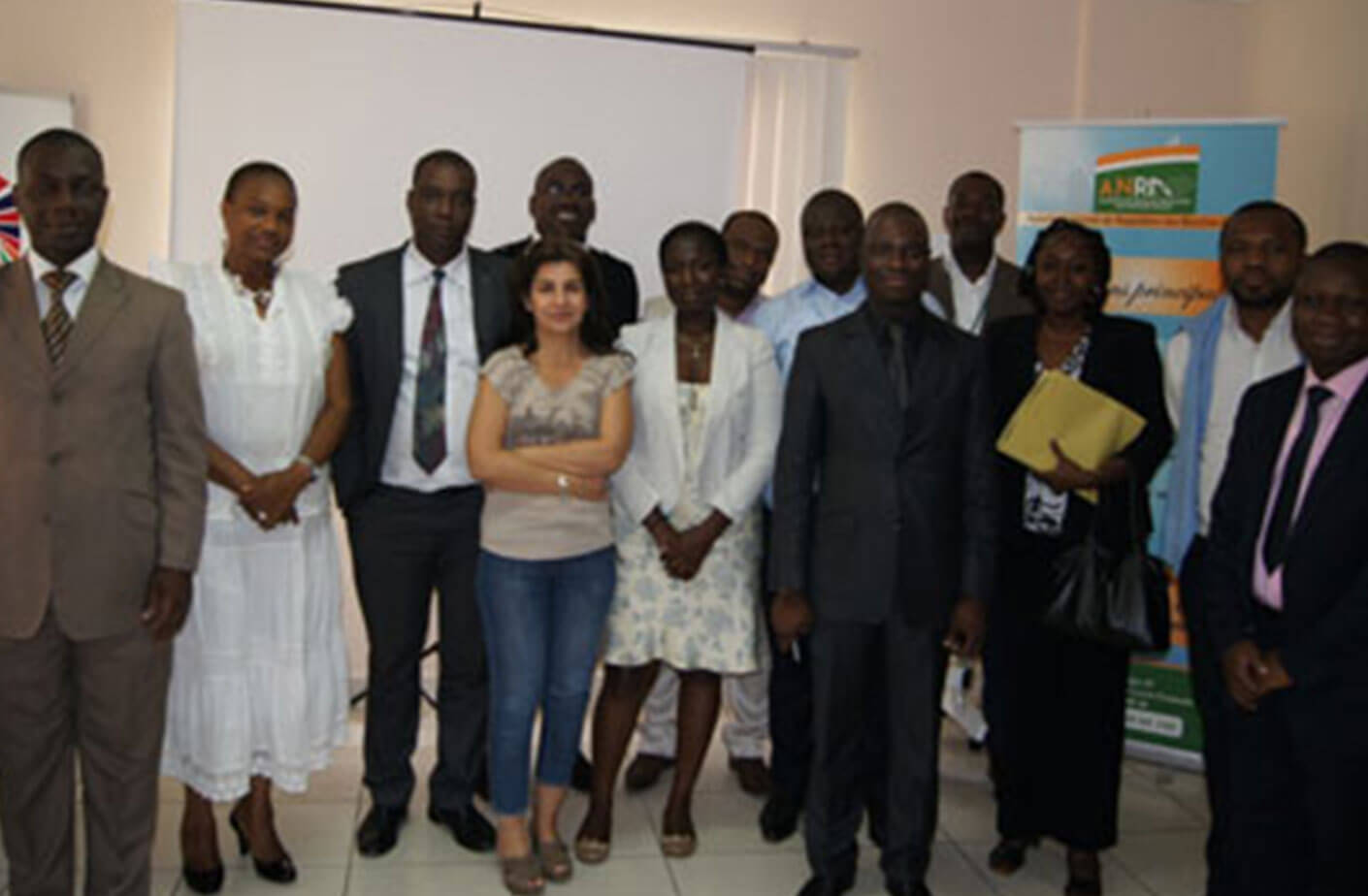 Les cautionnements et garanties exigés des candidats et titulaires des marchés publics expliqués aux opérateurs économiques le jeudi 10 janvier 2013