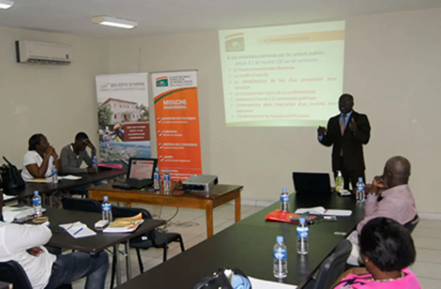 L’ANRMP sensibilise les PME membres de la CCI CI aux sanctions et atteintes a la réglementation des marches publics – 19 novembre 2014