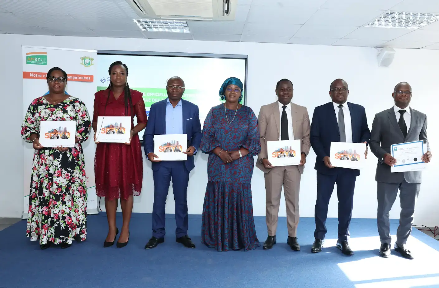 Professionnalisation des acteurs des marchés publics : 150 auditeurs reçoivent leurs certificats de Spécialiste en passation des marchés publics – 1er décembre 2023