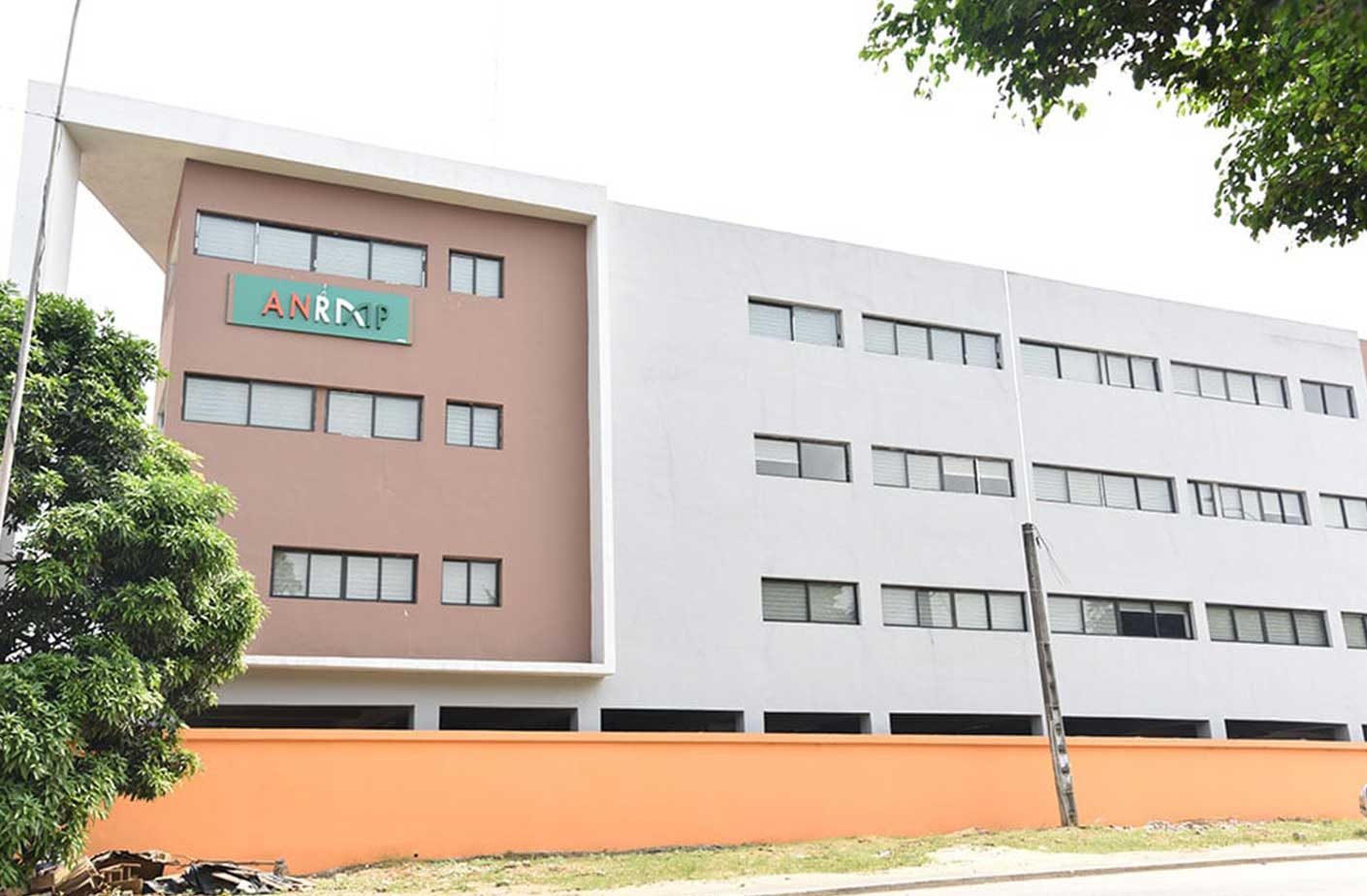 01-siege-jeu-29-decembre-2011