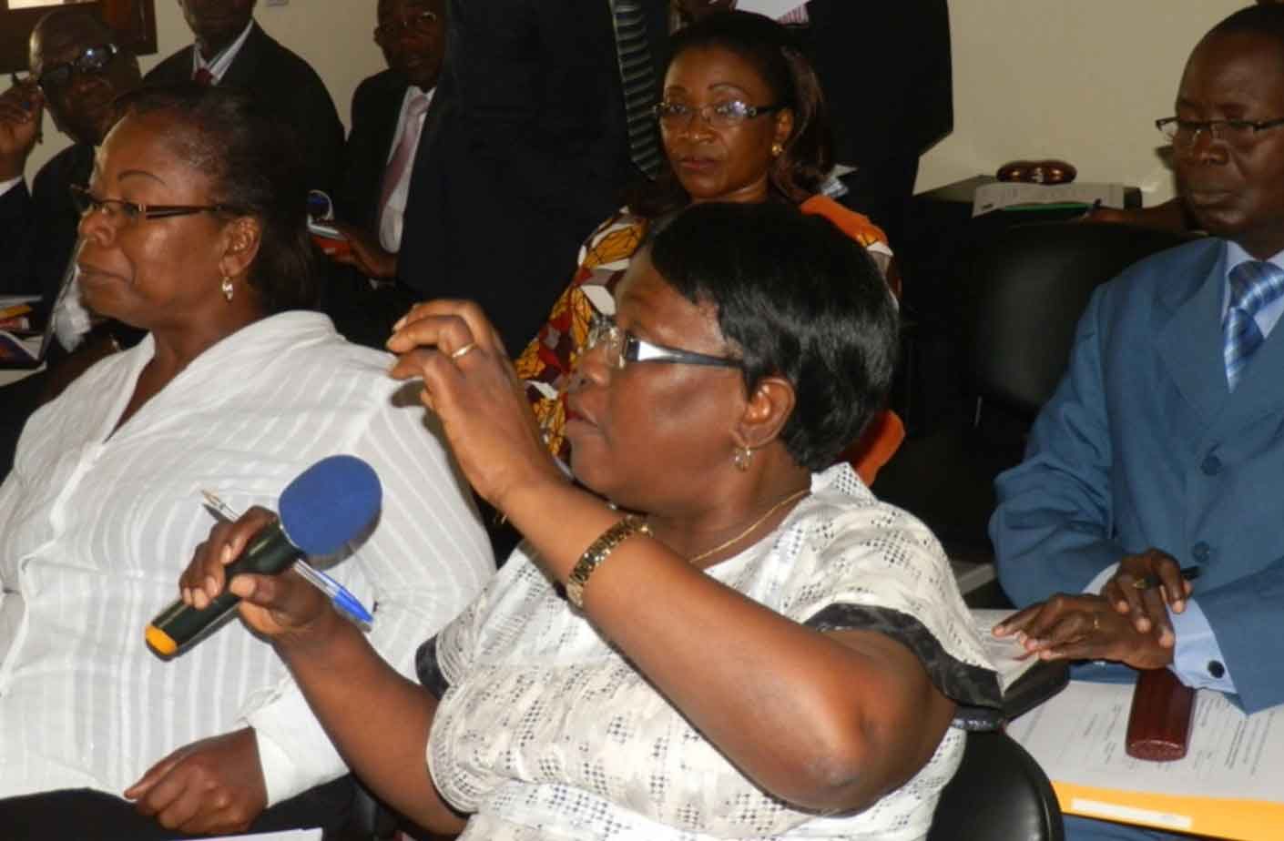 03-controleurs-financiers-13-mars-2012