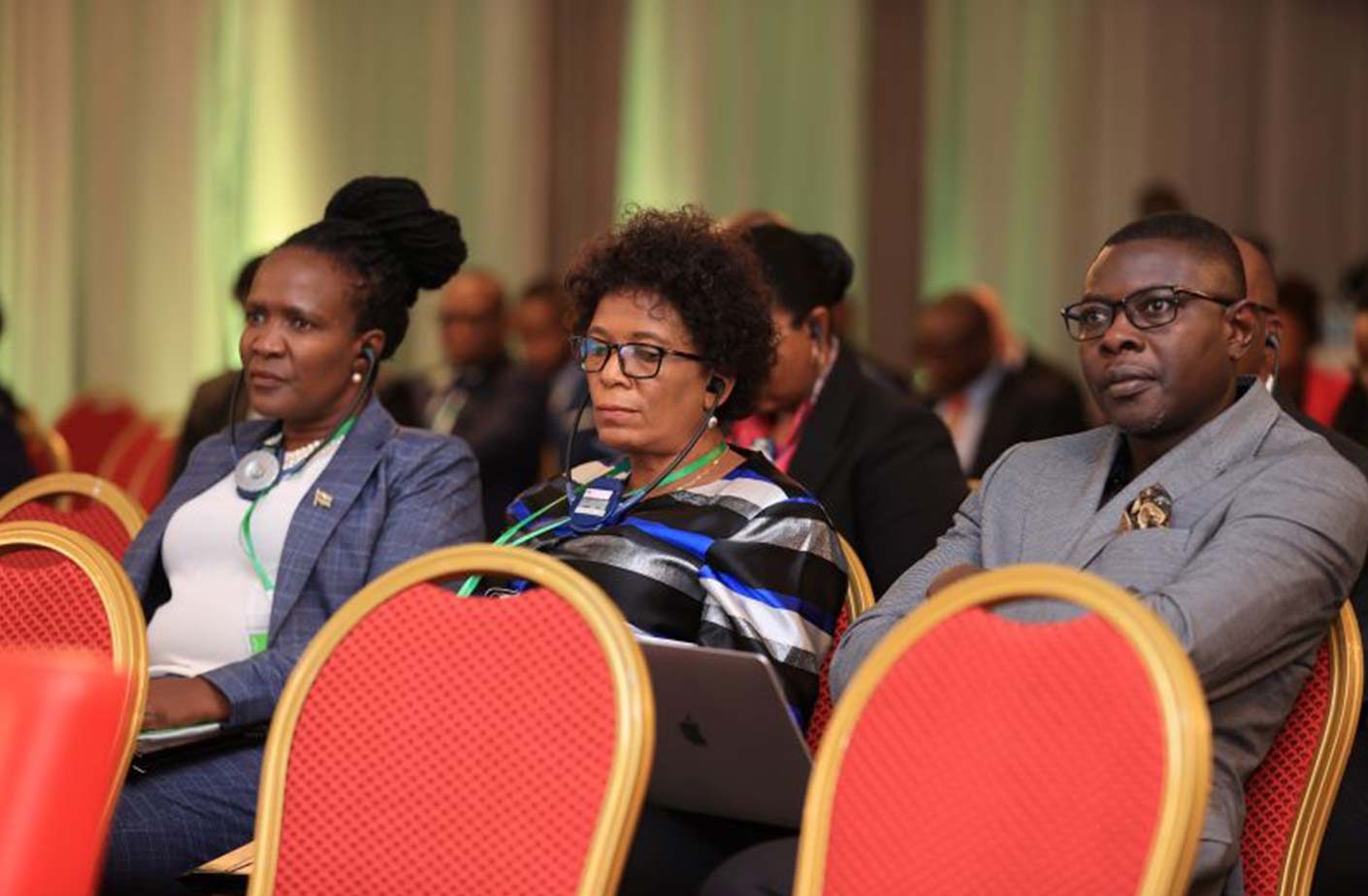 03-racop-tag-abidjan-j1-panel1-2