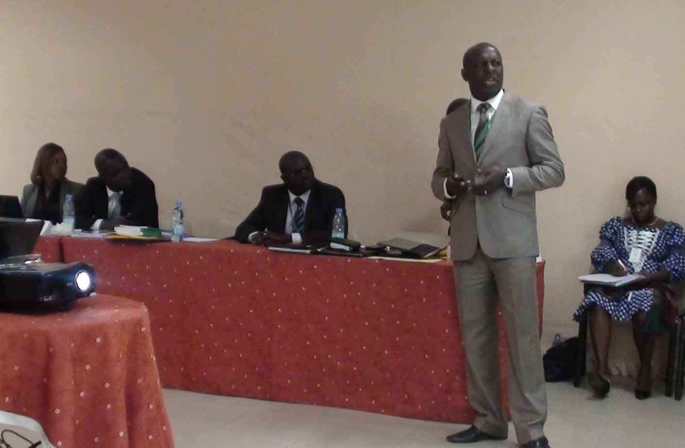 05-passation-de-marches-16-juillet-2012