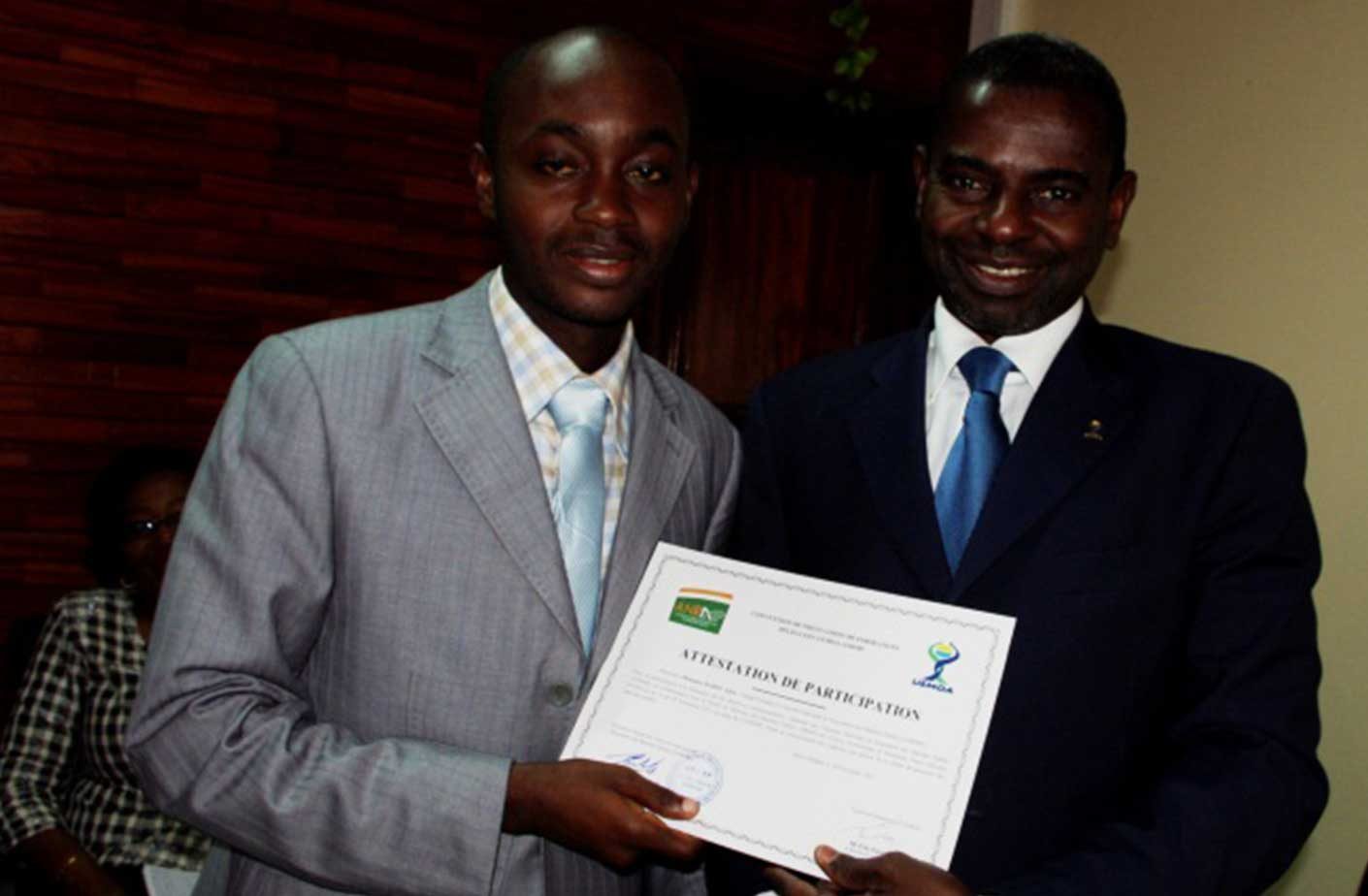 06-14-au-18-nov-2011