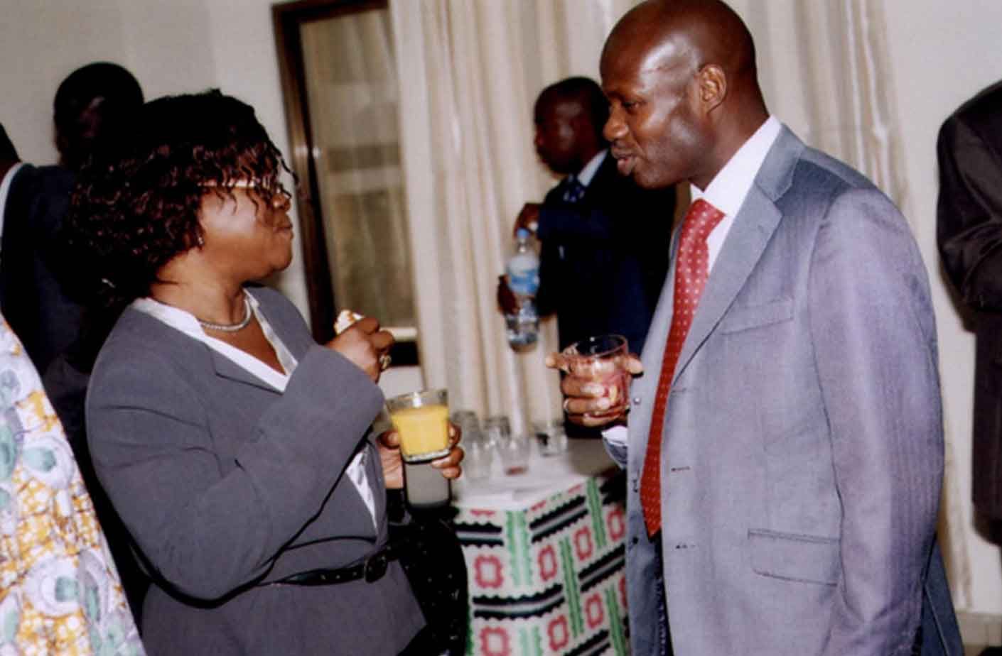 07-28-nov-au-02-dec-2011