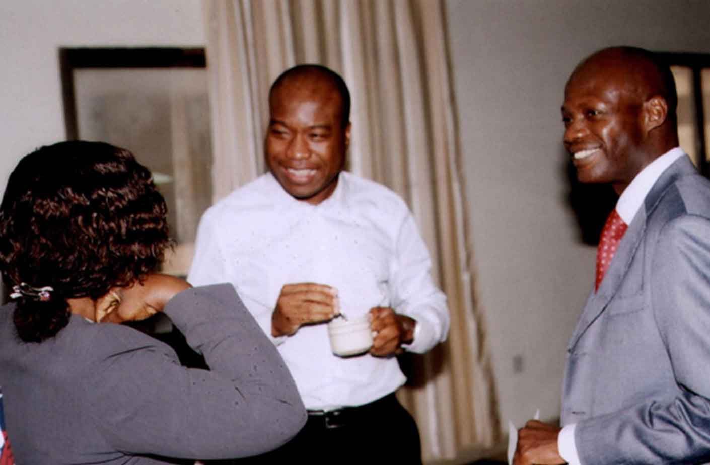 09-28-nov-au-02-dec-2011