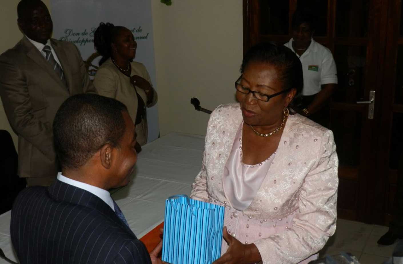 21-ceremoniesiteinternetanrmp22