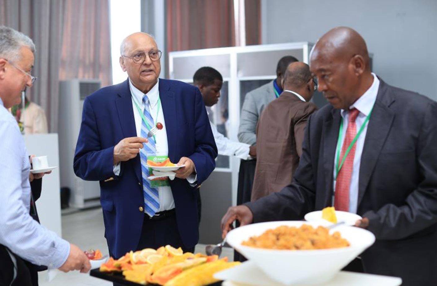 31-racop-tag-abidjan-j1-panel1-2